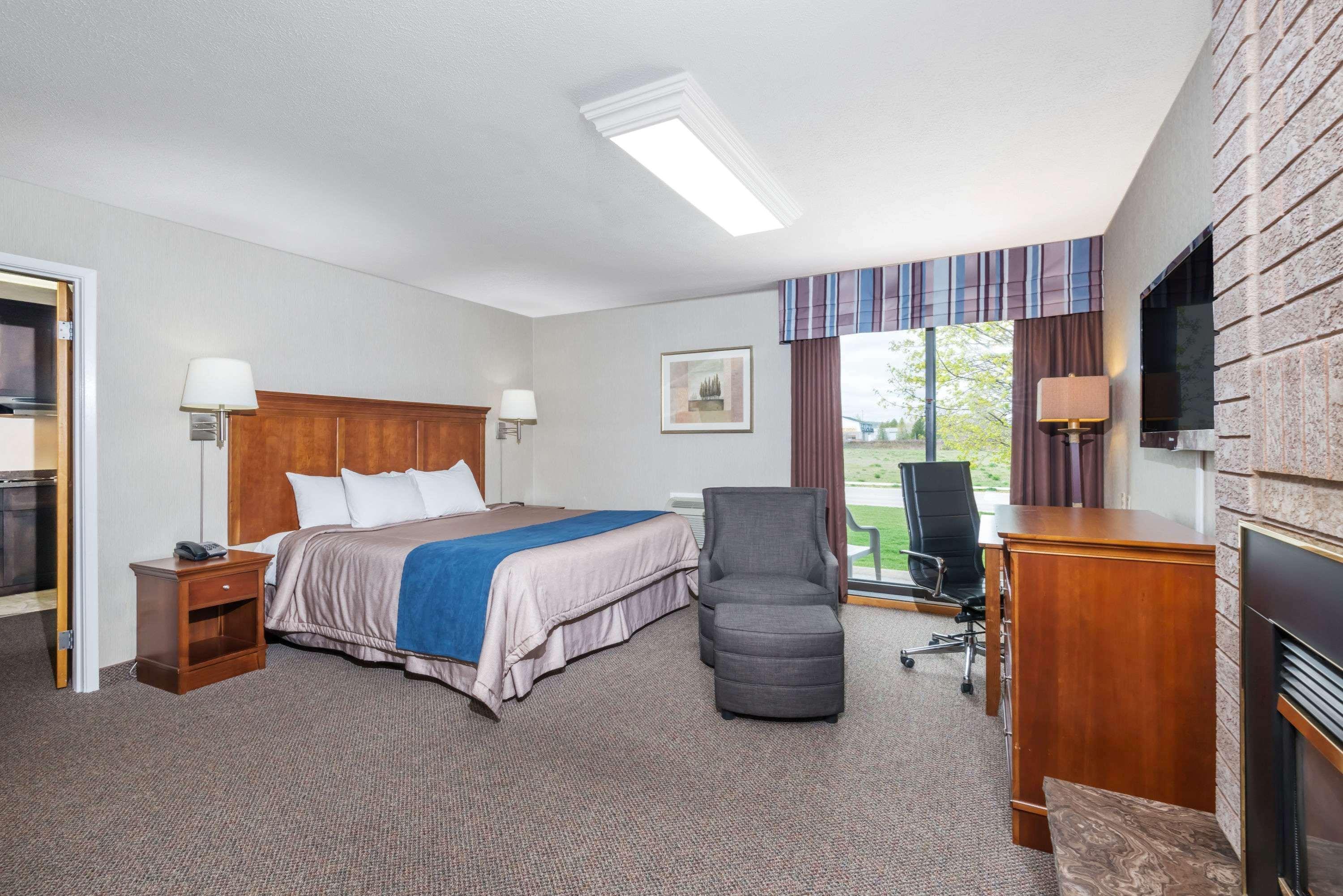 Super 8 By Wyndham Port Elgin Hotel Luaran gambar