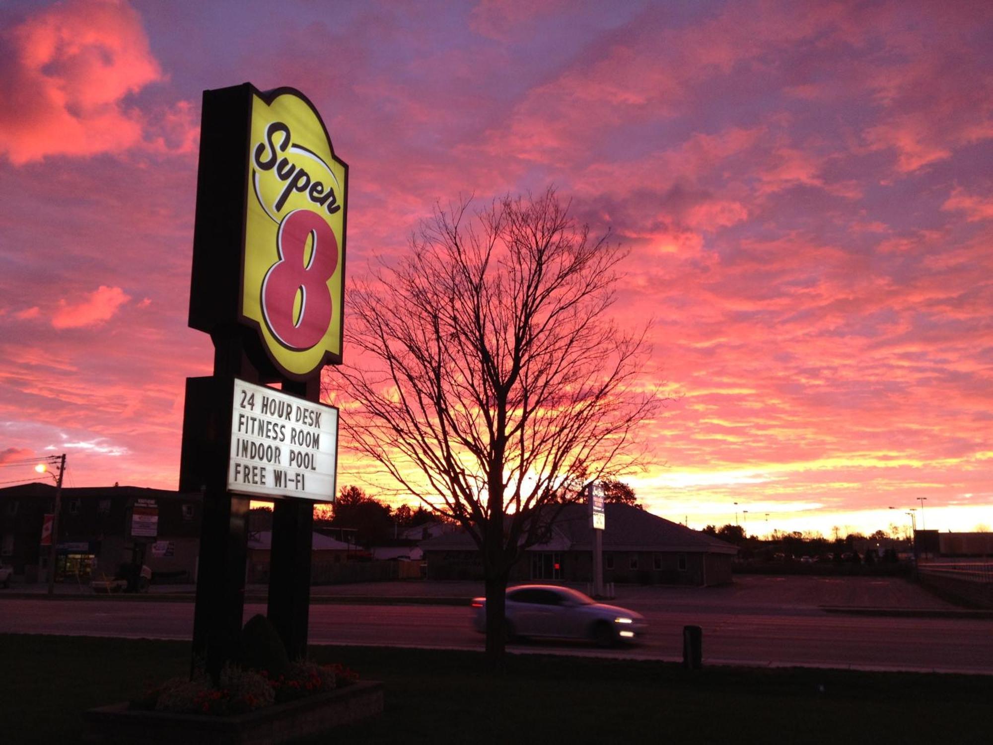 Super 8 By Wyndham Port Elgin Hotel Luaran gambar